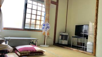 Standard Twin Room | Free WiFi