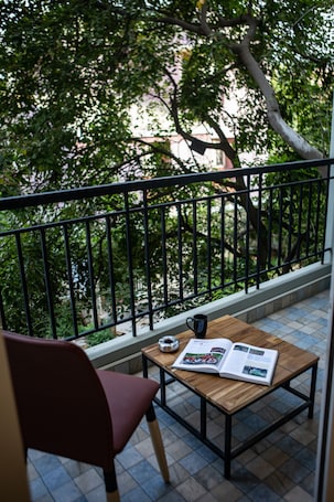 Luxury Room | Balcony