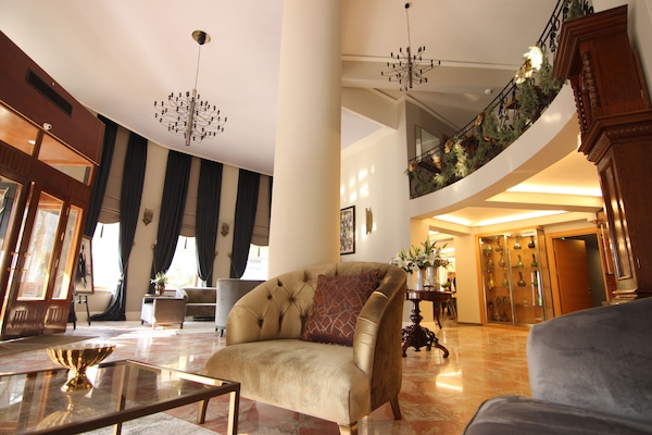 Lounge lobi