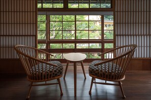 301 Basic Twin Room, 2 Twin Beds, Non Smoking | Room amenity - KANSUIRO Annex (Hakone)
