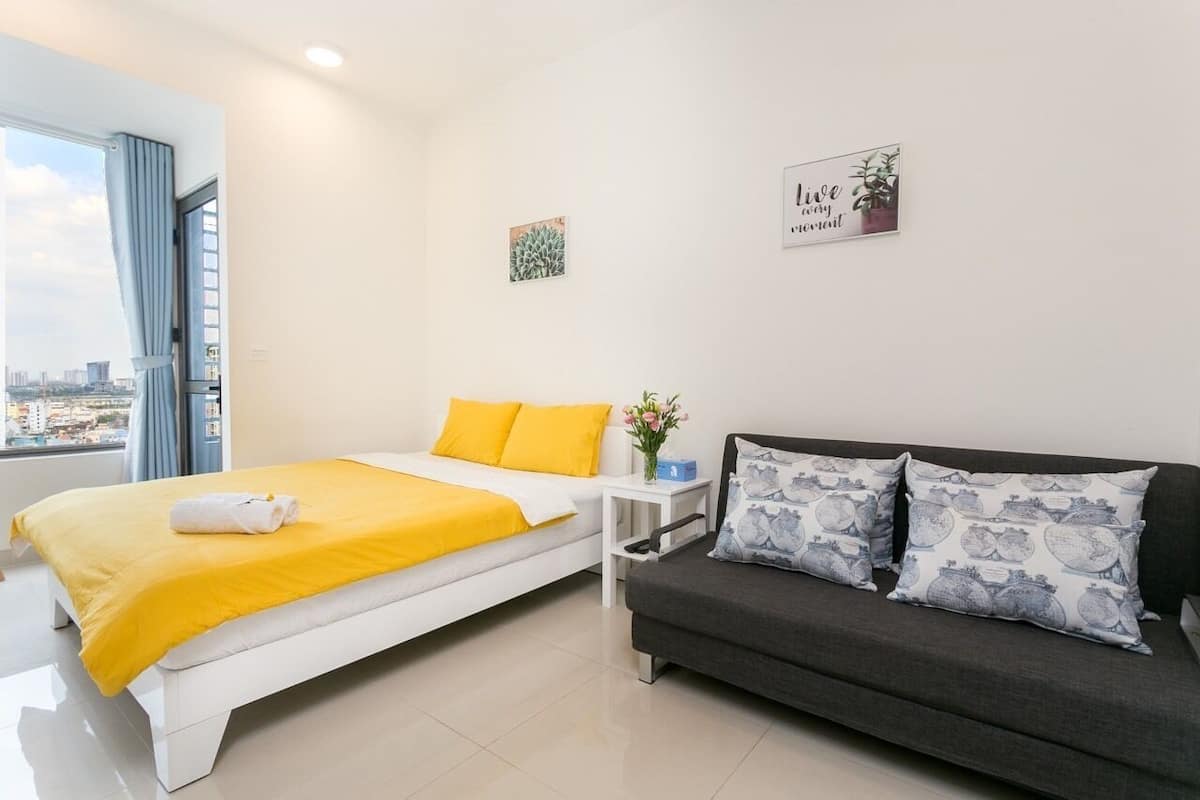 Appartement luxueux | Bureau, espace de travail pour ordinateurs portables