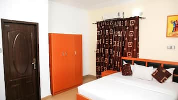 Quarto luxo | Individualmente decorados, individualmente mobiliados, escrivaninha