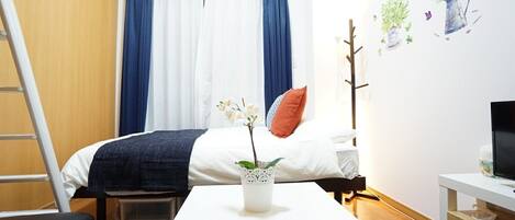 1 bedroom, desk, laptop workspace, free WiFi