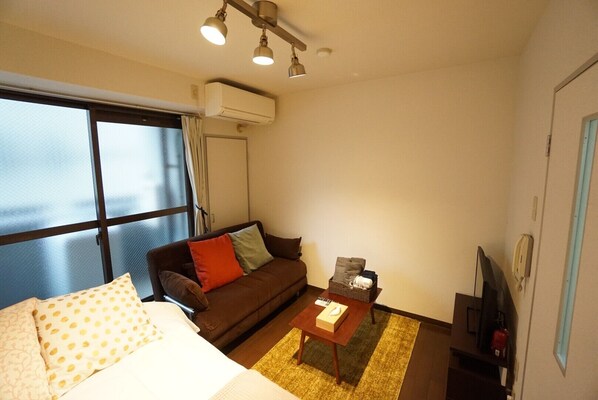 Living room - Apartment BS Trusty Tennoji (Osaka)
