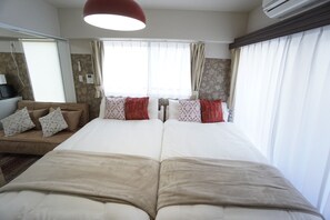 Room (for 6 Guests) | 1 bedroom, free WiFi - Apartment Y Mell Theater Resort (Osaka)