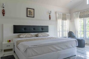 Biệt thự | 3 phòng ngủ, trang trí khác biệt 