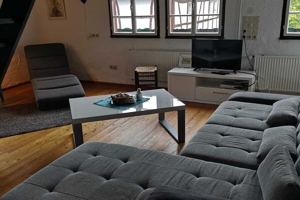 Apartment Sunny incl. EUR 50 Cleaning Fee | Living room | 60-cm flat-screen TV with satellite channels, TV