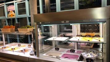 Dagelijks ontbijtbuffet inbegrepen