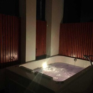 Interior - Healing Spa Pension (Seogwipo)