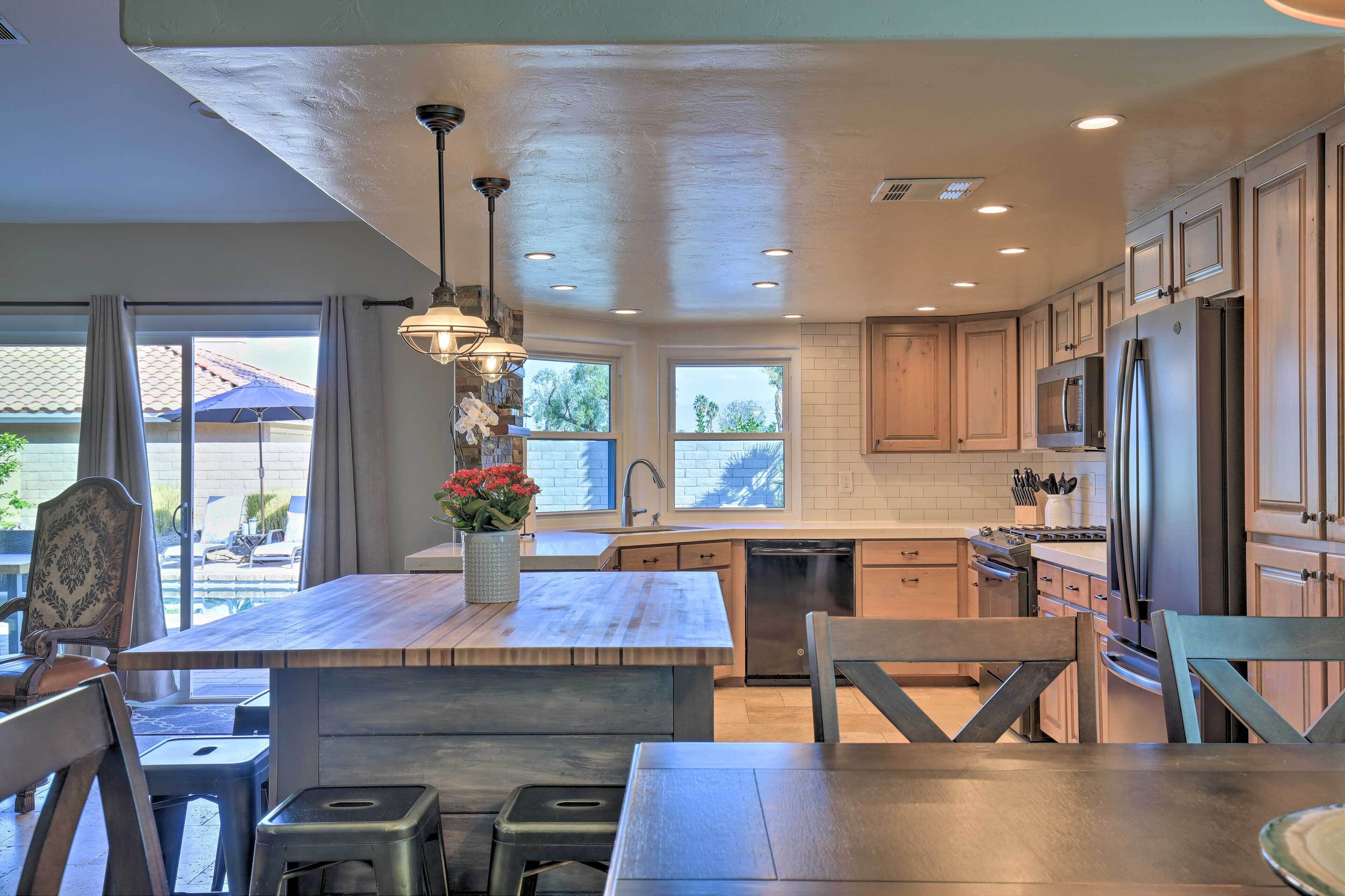 Refrigerador, microondas, parrilla de estufa y lavavajillas 