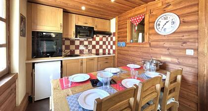 Charmant T3 rĂ©novĂ© au cĆur de Briançon â IdĂ©al pour 4, bien Ă©quipĂ©, proche bus et parking