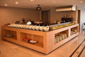 Breakfast buffet - Ereza Otel (Gokcebey)