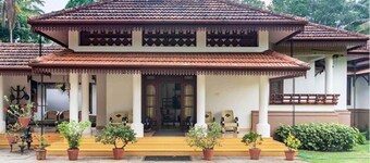 Crystal Homestay by Vista Rooms