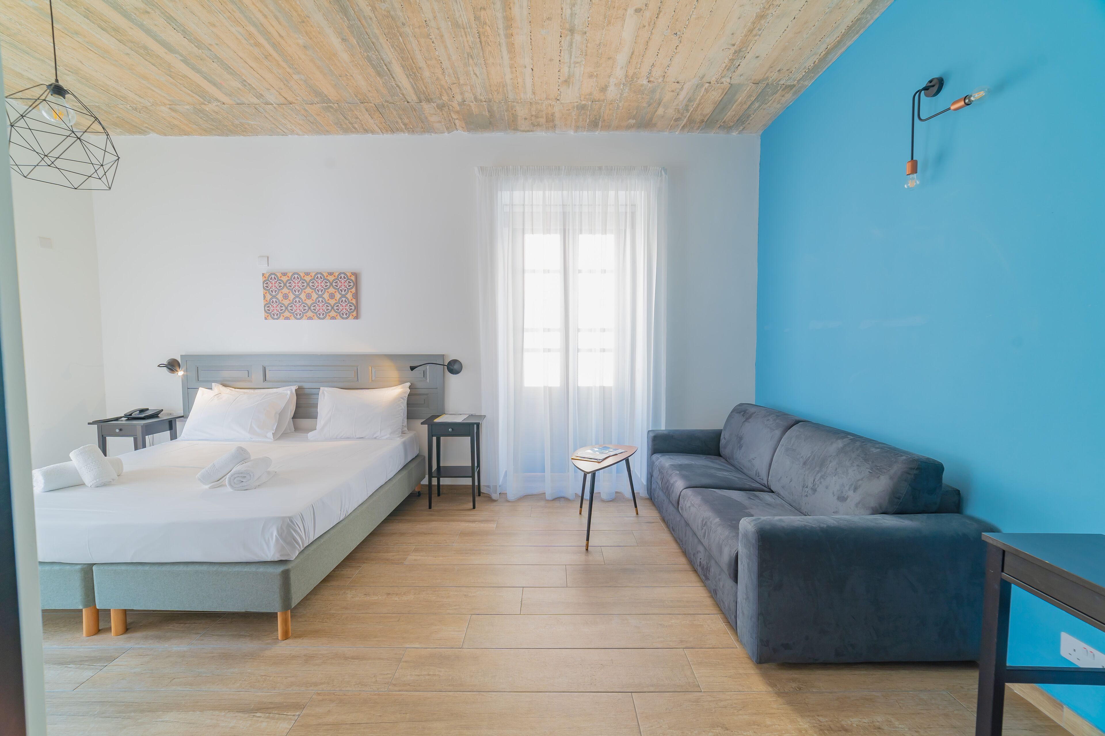 Photo - Chapter 5 Hotel