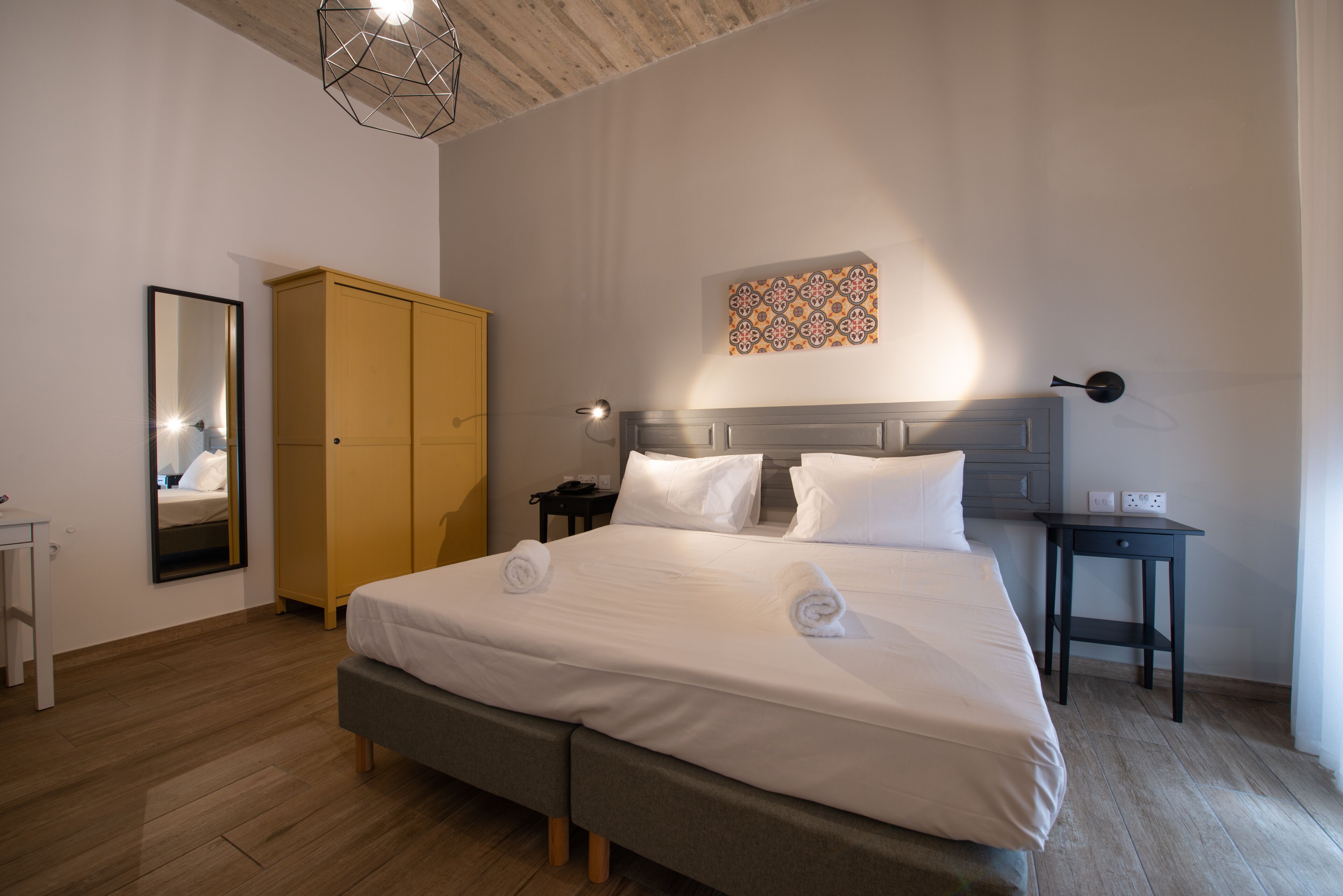 Photo - Chapter 5 Hotel