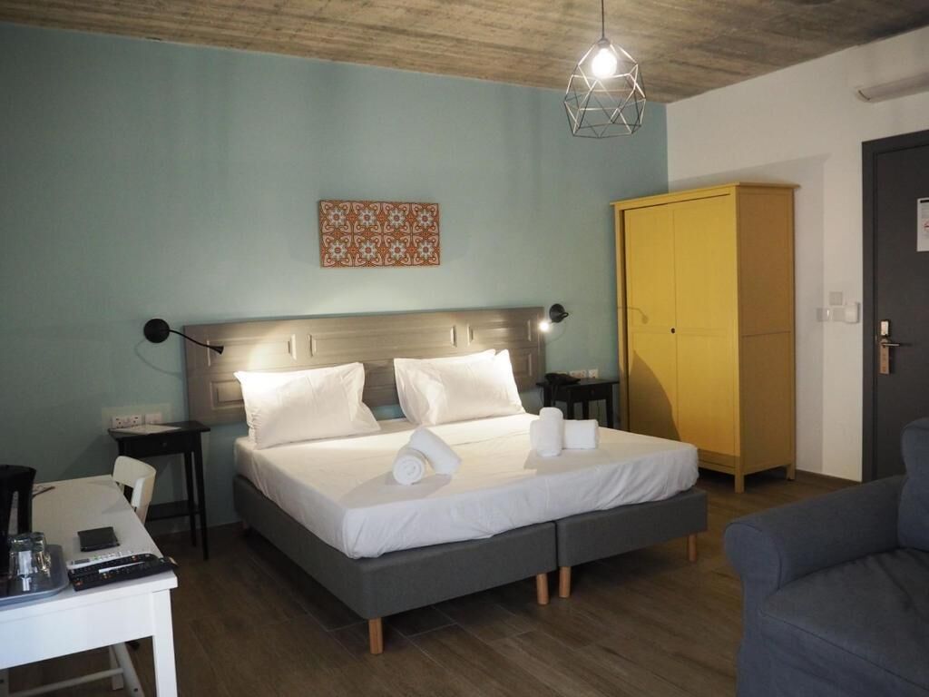 Photo - Chapter 5 Hotel