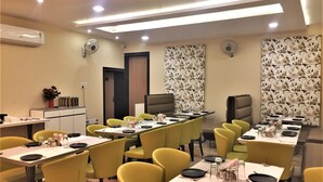 Unclassified image, 2 of 49, button - Bharat Hotel (Kota)