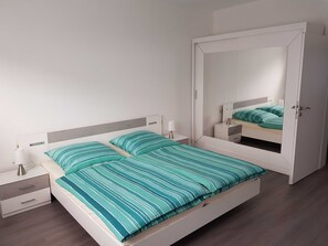 3 Schlafzimmer, WLAN, Bettwäsche