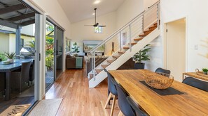 Dining - Mobys Beach House # 29 (Boomerang Beach)