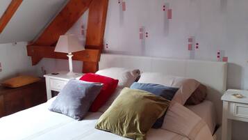 1 camera, culla da viaggio, Wi-Fi, lenzuola