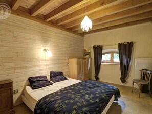 3 bedrooms, free WiFi, wheelchair access