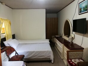 Escritorio y wifi gratis