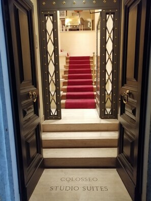 Entrée de l’hébergement 