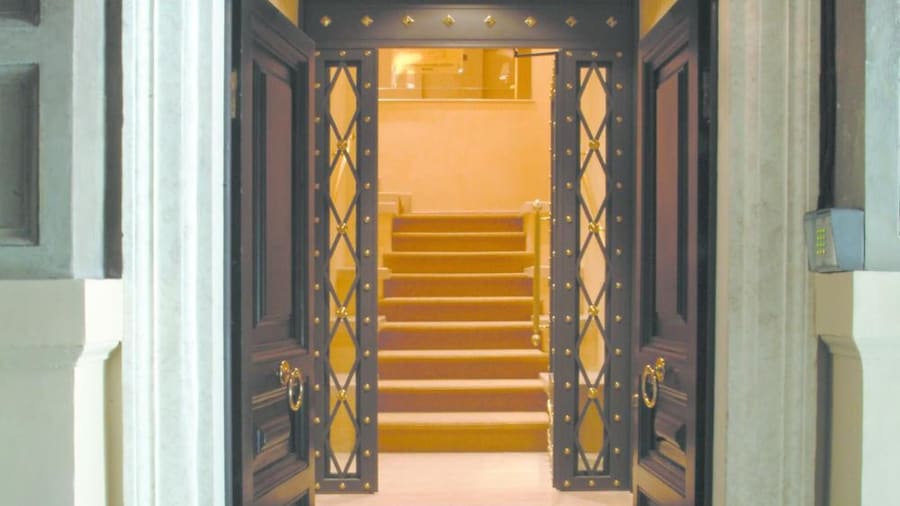 Colosseo Studio Suites