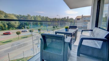 Apartamento premium, 2 quartos (202) | Terraço/pátio