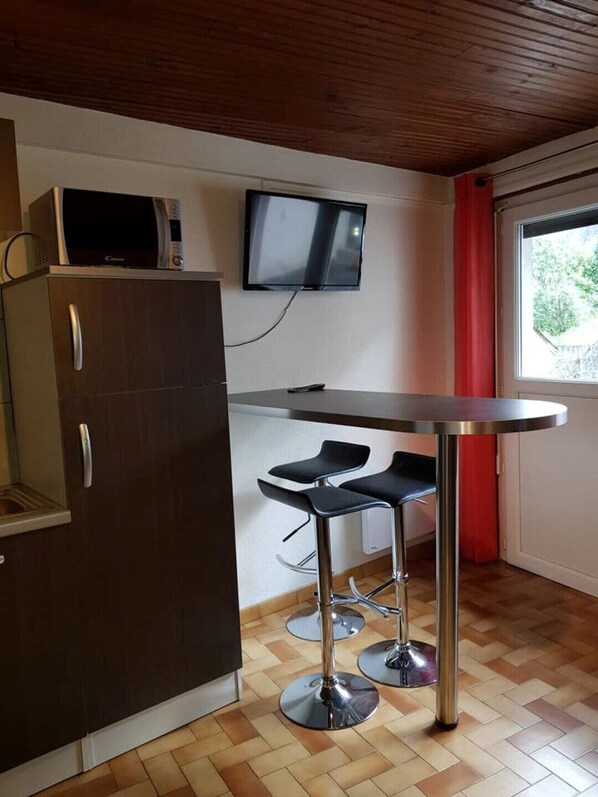 Dining - ST LARY / VIGNEC Charming quiet studio. (Vignec)
