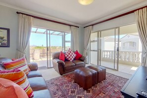 غرفة المعيشة