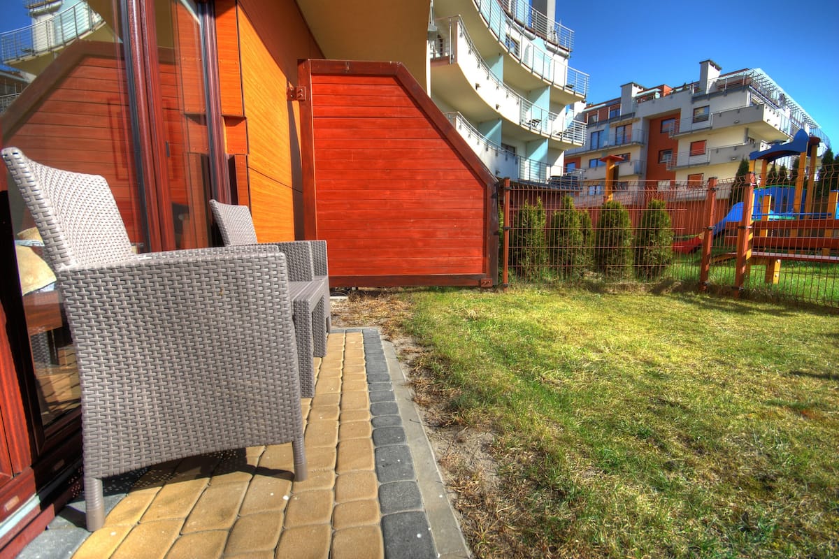 Standard Apartment (B3) | Living area | 32-inch LCD TV with cable channels, TV