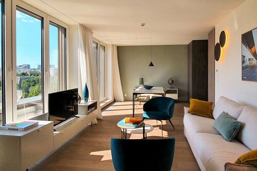 Presidential Penthouse, City View | Living room
