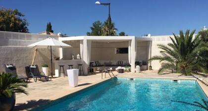 Charmante Villa mit Pool, 10 Minuten von Montpellier, 20 Minuten von den Stränden Entfernt
