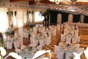 Indoor wedding - Hotel Park Grumentum (Grumento Nova)