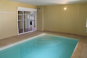Piscine couverte, piscine chauffée