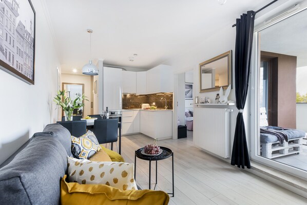 Business-Apartment | Wohnbereich | Flachbildfernseher