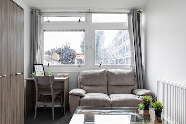 Double Room 19 - near Tower of London & Shoreditch