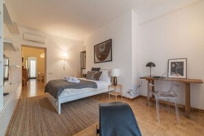 8 sovrum, strykjärn/strykbräda, wi-fi och sängkläder