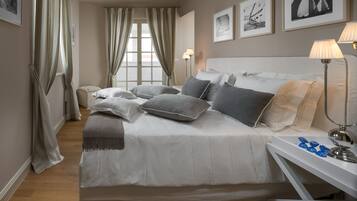 Villa | 4 bedrooms, desk, iron/ironing board, free WiFi