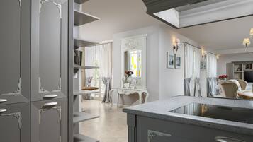 Villa | Eigene Küche | Großer Kühlschrank, Ofen, Herdplatte, Geschirrspüler