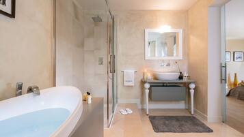 Villa, 3 Bedrooms | Bathroom | Separate tub and shower, hair dryer, towels, soap