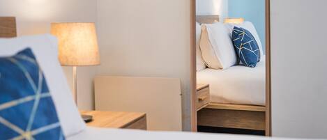 1 slaapkamer, een bureau, internet, beddengoed