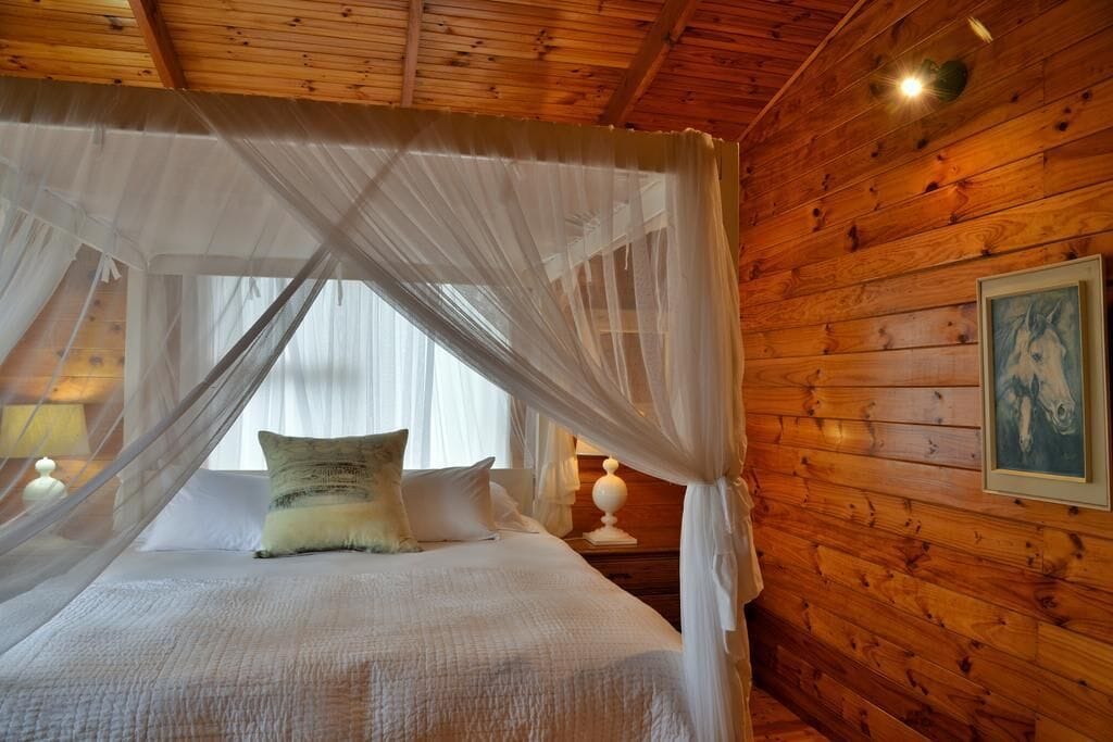 Cabin | Individually decorated, individually furnished, iron/ironing board