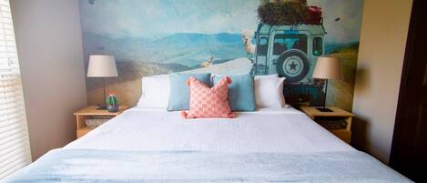 1 bedroom, desk, iron/ironing board, WiFi