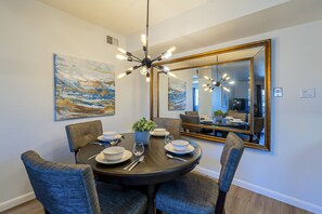 Dining - Old Town Scottsdale dream home (Scottsdale)