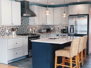 Fridge, microwave, oven, stovetop - Stunning Renovations, Incredible Amenities, Near the Beach and Sunset Lake! (Wildwood Crest)