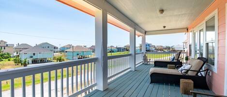 House, 3 Bedrooms | Terrace/patio