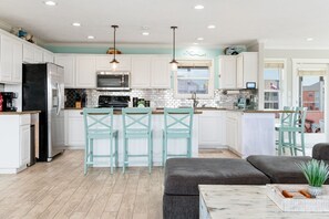 House, 3 Bedrooms | Private kitchen | Fridge, coffee/tea maker, toaster