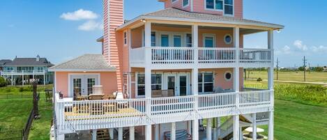 House, 3 Bedrooms | Exterior